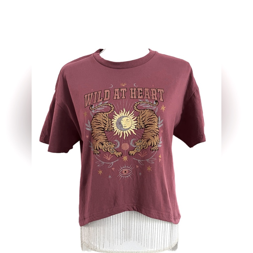 Wild At Heart Metallic Fringe Festival Boho tee NWOT